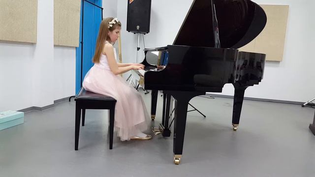 Лиза Виноградова 9 лет: Claude Debussy / Клод Дебюсси — Маленький негритенок смотреть онлайн