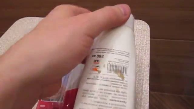 Чем разрезать силиконовый герметик на люке - невидимке.