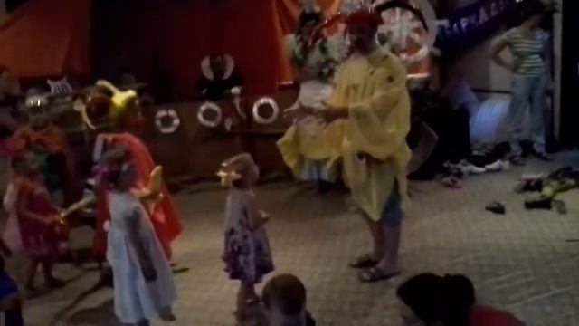 Расмешите Несмеяну смотреть онлайн