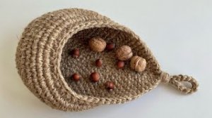 Вязаная подвесная корзина из джута. Корзина-капля