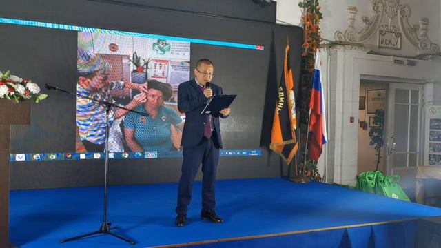 Выступление Доктора Хуана на Юбилее Международной Школы Восточной Медицины (5 лет!) смотреть онлайн