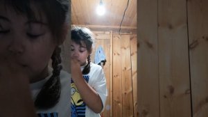 у меня очень сильно пошла кровь из носа! 😥