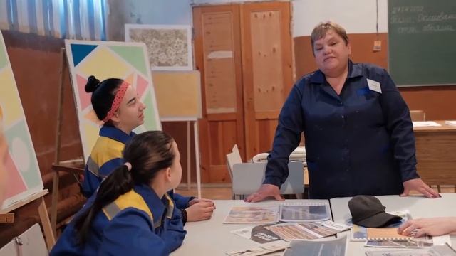 Открытый урок: Оклеивание стен обоями (заключительный инструктаж)