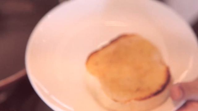 WORLDFOODS Classics with a Twist - Curry Egg Benedict смотреть онлайн