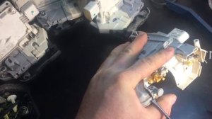 Не работает центральный замок на Ауди? Ремонт центрального замка Audi A6 С5, A4, A5, A7, A8, Q5, Q7