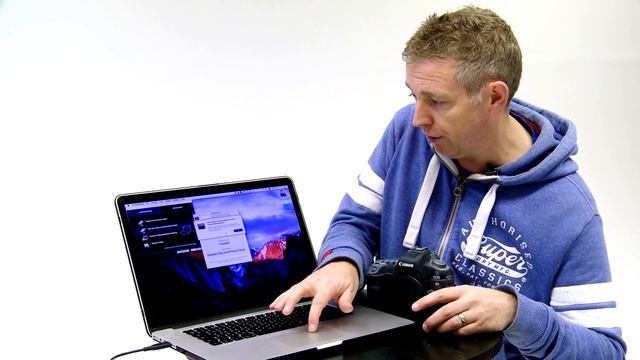 Canon 5D Mark II 1 Million Shutter Count смотреть онлайн