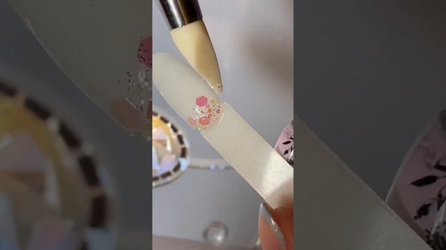 Лёгкие и красивые дизайны с молочной базой и блёсточками✨#дизайн#френч#маникюр#nails#мастерманикюра смотреть онлайн