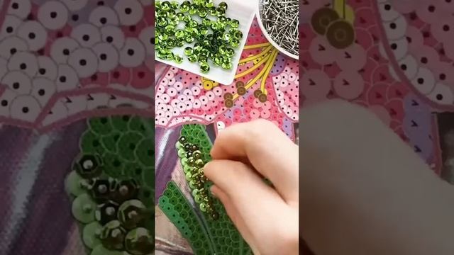 А вы пробовали такое? #творчество #ручная_работа #картинанахолсте #пайетки