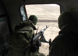 Военные показали работу экипажей поисково-спасательных Ми-8 в зоне СВО / События на ТВЦ