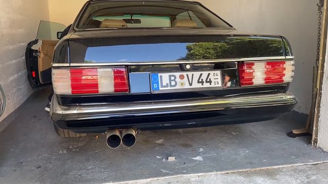 SEC 560 / W126 Coupé / Mercedes Benz / V8 / Cold Start / Sound смотреть онлайн