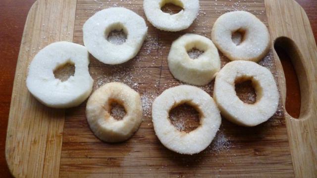 Яблочные кольца в кляре запеченные