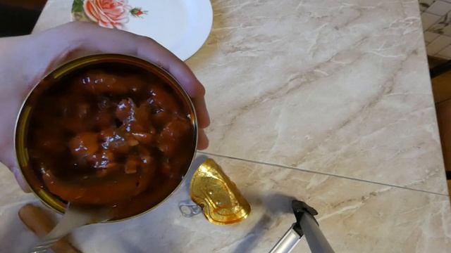 Килька в томатном соусе за 55р. Красное и Белое. Что было внутри? смотреть онлайн