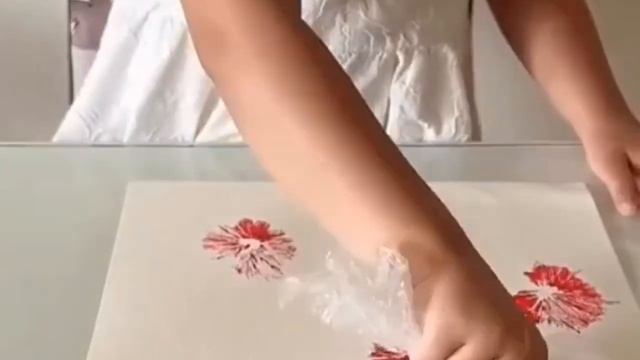 Цветы рисовать полиэтиленовым пакетом смотреть онлайн