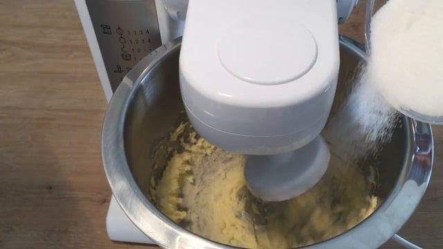 Яблочные вафли в вафельнице. Просто и очень вкусно.