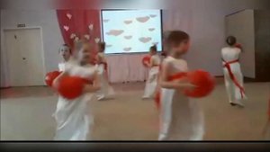 Танец с шарами "Мама"