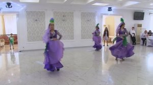 Красивый казахский танец / 10