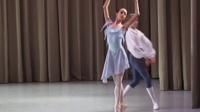 Vaganova Аcademy. Concert. 5 класс. Дуэт (фрагм). Мария Хорева и Кирилл Соколовский. смотреть онлайн
