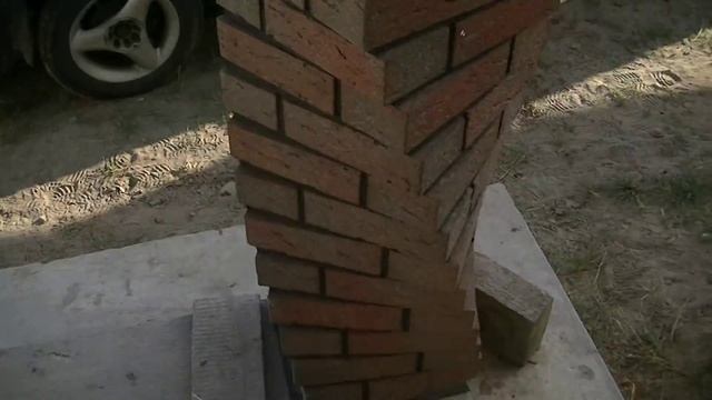 Входная, деревянная дверь под старину смотреть онлайн