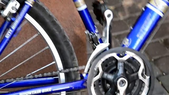 Как выкрутить обломанный болт Screw extractor смотреть онлайн