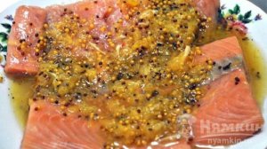 Лосось запеченный с картофелем в духовке