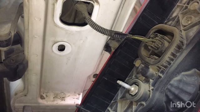 ЗАМЕНА ЛАМПОЧЕК ГАБАРИТОВ-ТОРМОЗОВ НА CITROEN JUMPER смотреть онлайн