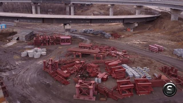 Запорожский мост. Левобережная сторона. Сварочные работы на консоли пролетного строения