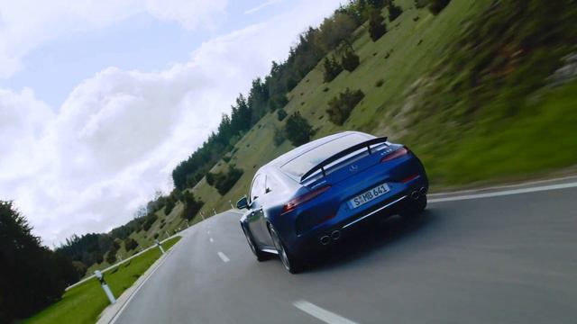 2022 Mercedes GT53 AMG смотреть онлайн