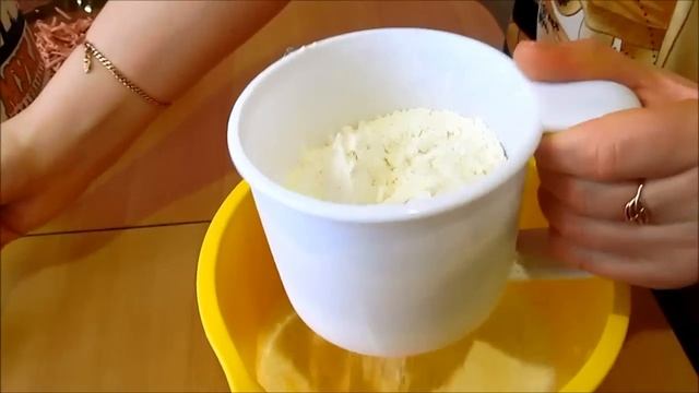 Быстрые сырные лепешки с начинкой