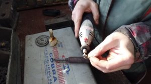 почему плохо заводится бензогенератор
