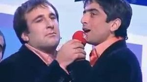 вот так на Кавказе братья следят за сестрами:)