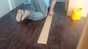 Linoleum Pano Ito Ikabit Gamit Ang Vinyl Glue | How to Cut and Install Linoleum.