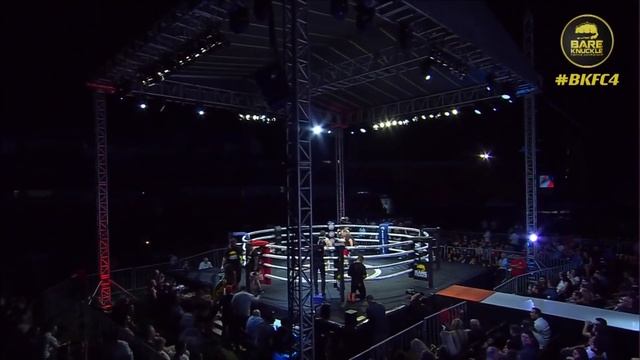 САМЫЙ ШОКИРУЮЩИЙ БОЙ ГОДА! Невероятная заруба без перчаток смотреть онлайн