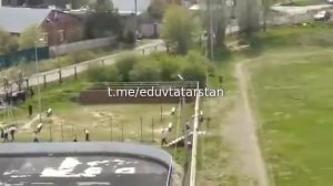 30 градусов правее.  175 гимназия, Казань.
