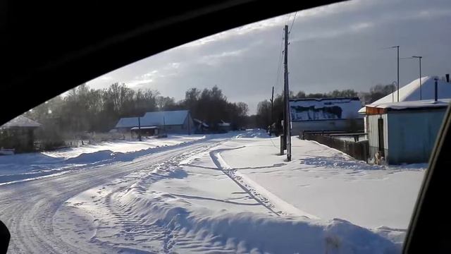 Деревня зимой в Сибири