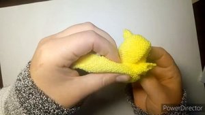 фигурки из полотенца. Утёнок из полотенца.  Как красиво сложить полотенце в подарок.