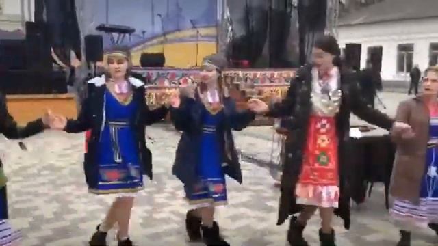 14 февраля, Праздник Трифон Зарезан в Болграде в центре города. смотреть онлайн