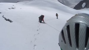 Провалился в трещину при движении в связке