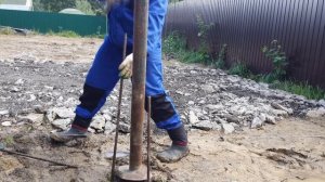 Как закрутить винтовые сваи одному.
