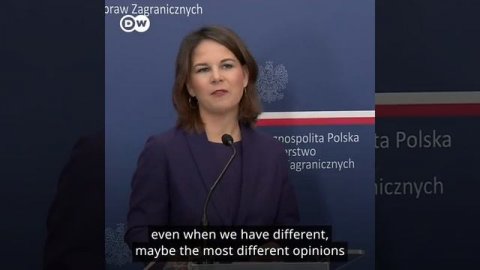 Глава МИД Германии Анналена Бербок отклонила требования Польши о репарациях