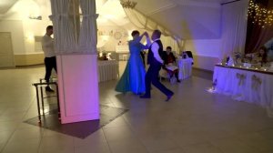 Вальс на свадьбе