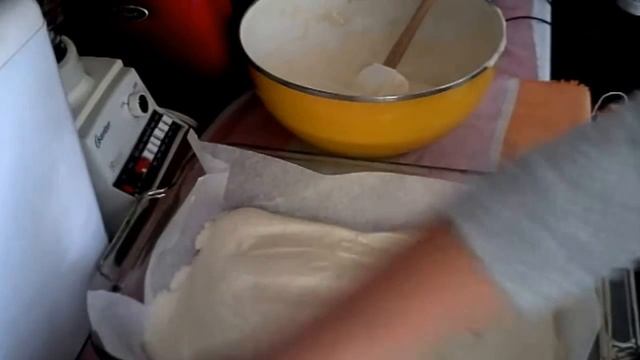 Шарлотка с яблоками без заморочек смотреть онлайн