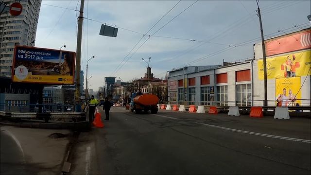 "Уставший" Шулявский мост. Обрушение Шулявского моста. смотреть онлайн