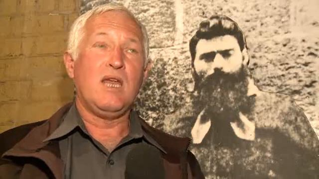 Australia still divided over Ned Kelly смотреть онлайн