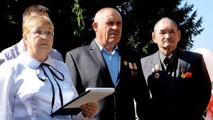 В селе ОШЛАНЬ торжественно открыли памятник.