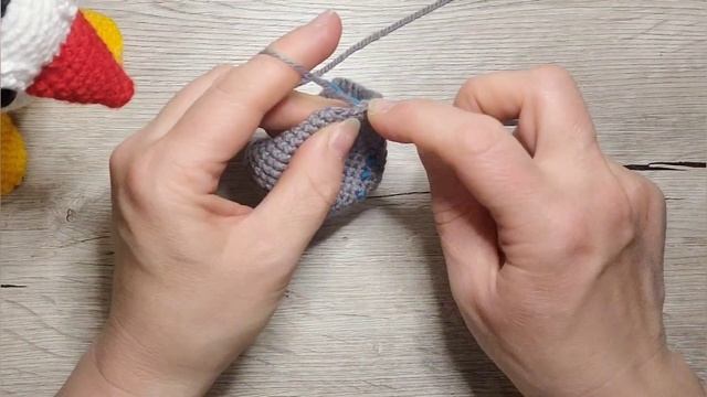 Жили у бабуси два весёлых гуся! Подробный МК крючком. Акриловыми нитками. Классные! Часть II смотреть онлайн