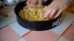 Готовим! Сазан с картошкой в сметанно яично соусе