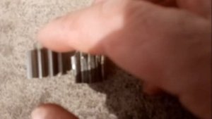 Как устосать электропилу. Ремонт зубчатой передачи в электропиле "Протон". Сборка и разборка.