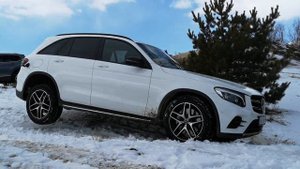 Mercedes-Benz GLC & Volkswagen Tiguan Allspace light offroad