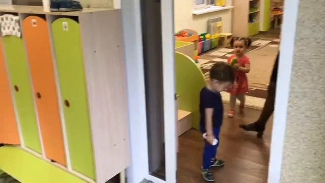 Как начинается утро в детском саду УМ-КА смотреть онлайн