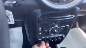 MINI COOPER 2013.